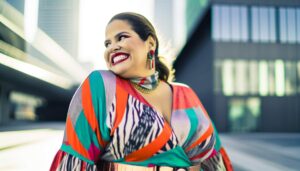 Mode grande taille 2024 : looks à adopter d'urgence